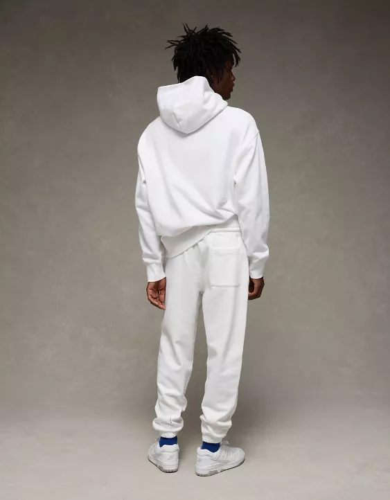 AE Laidback Luxe Heavyweight Sweatpant - Image 2
