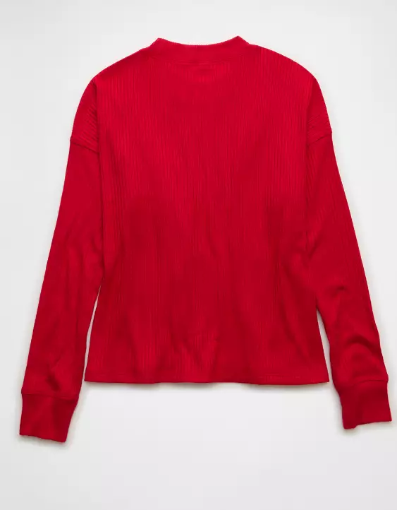 AE Long-Sleeve Waffle Plush Crew Neck Tee - Image 4