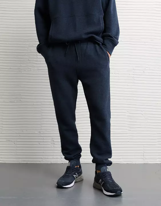 AE 24/7 Jogger - Image 5