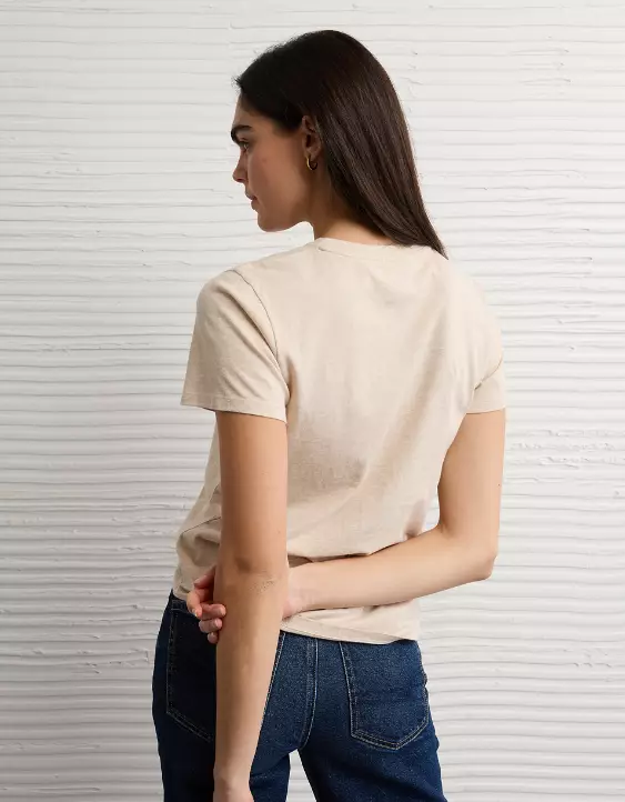 AE Everyday Graphic T-Shirt - Image 2