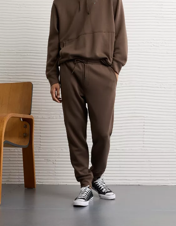 AE 24/7 Jogger - Image 5