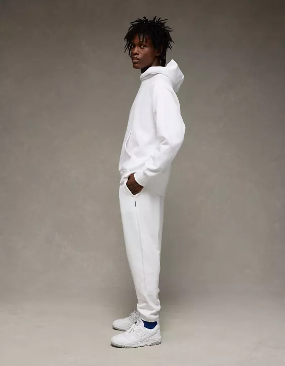 AE Laidback Luxe Heavyweight Sweatpant - Image 5