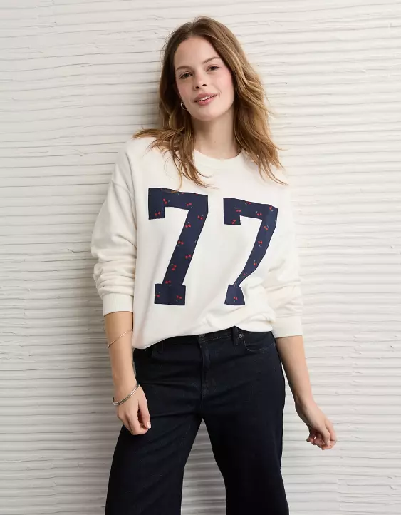 AE Relaxed Graphic Sweatshirt - Image 5